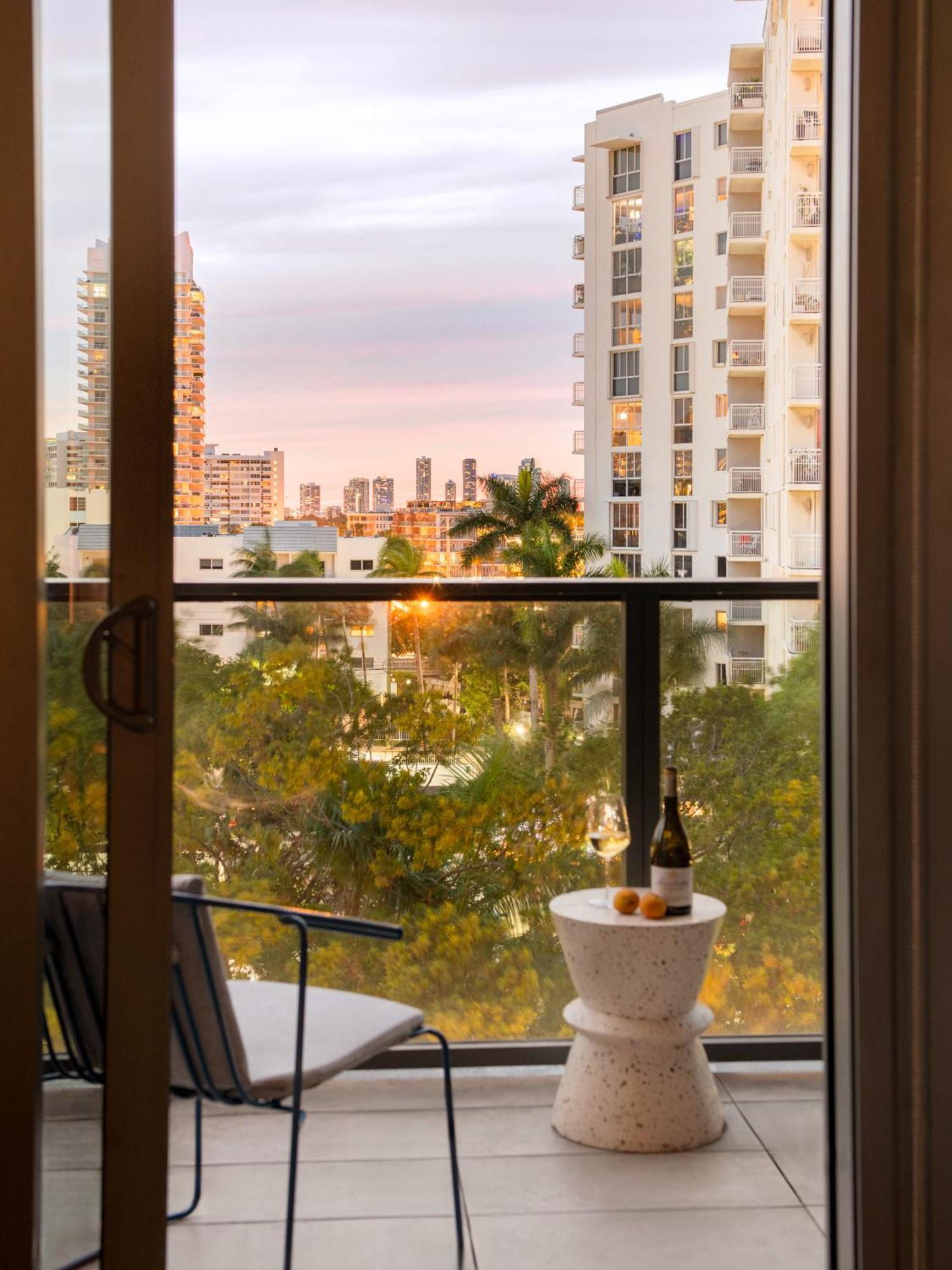 Sonder By Marriott Bonvoy 17West Apartments Miami Beach Kültér fotó
